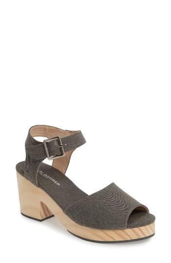 Women's Kelsi Dagger Brooklyn Montgomery Platform Sandal .5 M - Grey