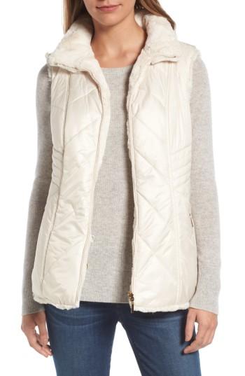 Women's Gallery Reversible Faux Fur Vest - Ivory