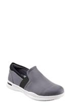 Women's Softwalk 'vantage' Slip-on Sneaker .5 M - Grey