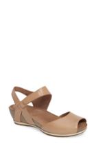 Women's Dansko Vera Sandal .5-6us / 36eu M - Beige