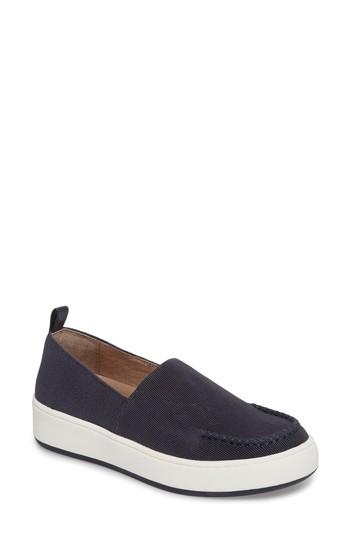 Women's Donald Pliner Cory Slip-on Sneaker .5 M - Blue
