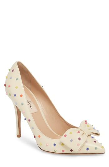 Women's Valentino Garavani Rainbow Rockstud Bow Pump Us / 35eu - Ivory