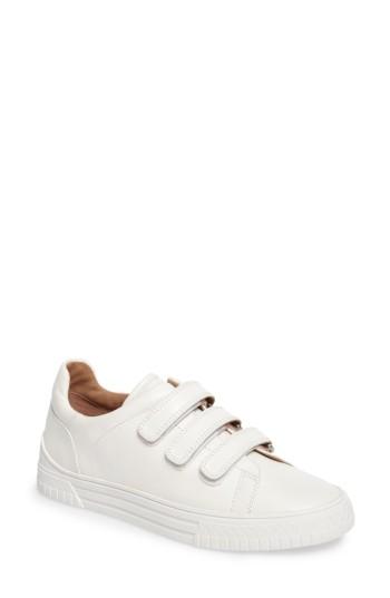 Women's Linea Paolo Grace Sneaker M - White