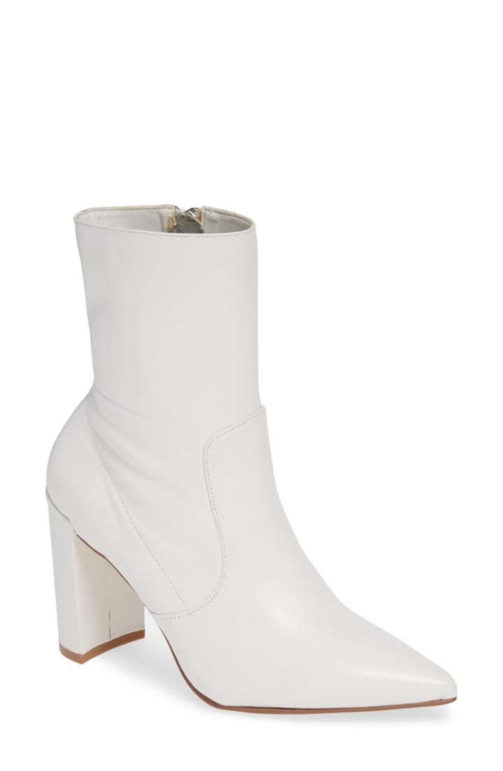 Women's Chinese Laundry Radiant Bootie .5 M - White
