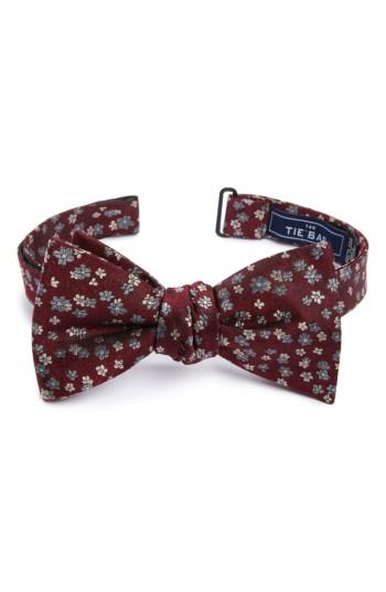 Men's The Tie Bar Freefall Floral Silk Bow Tie, Size - Burgundy