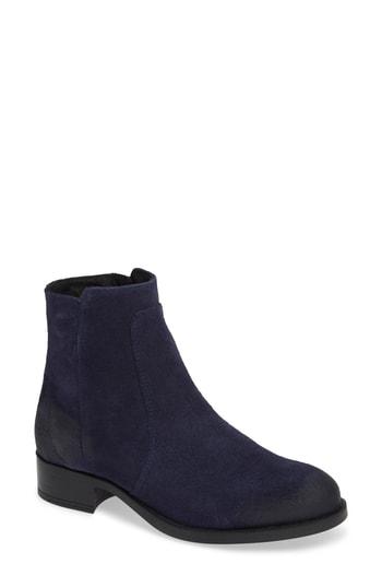 Women's Bos. & Co. Bun Waterproof Bootie .5-8us / 38eu - Blue