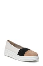 Women's Naturalizer Yuri Slip-on Sneaker M - White