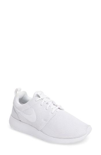 Women's Nike 'roshe One' Sneaker M - White