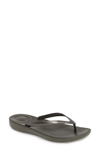 Women's Fitflop Iqushion Flip Flop M - Green