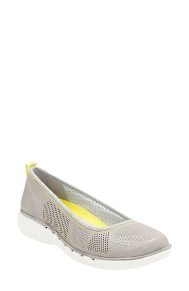 Women's Clarks 'un Elita' Flat