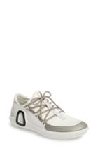 Women's Ecco Intrinsic 3 Sneaker -8.5us / 39eu - White