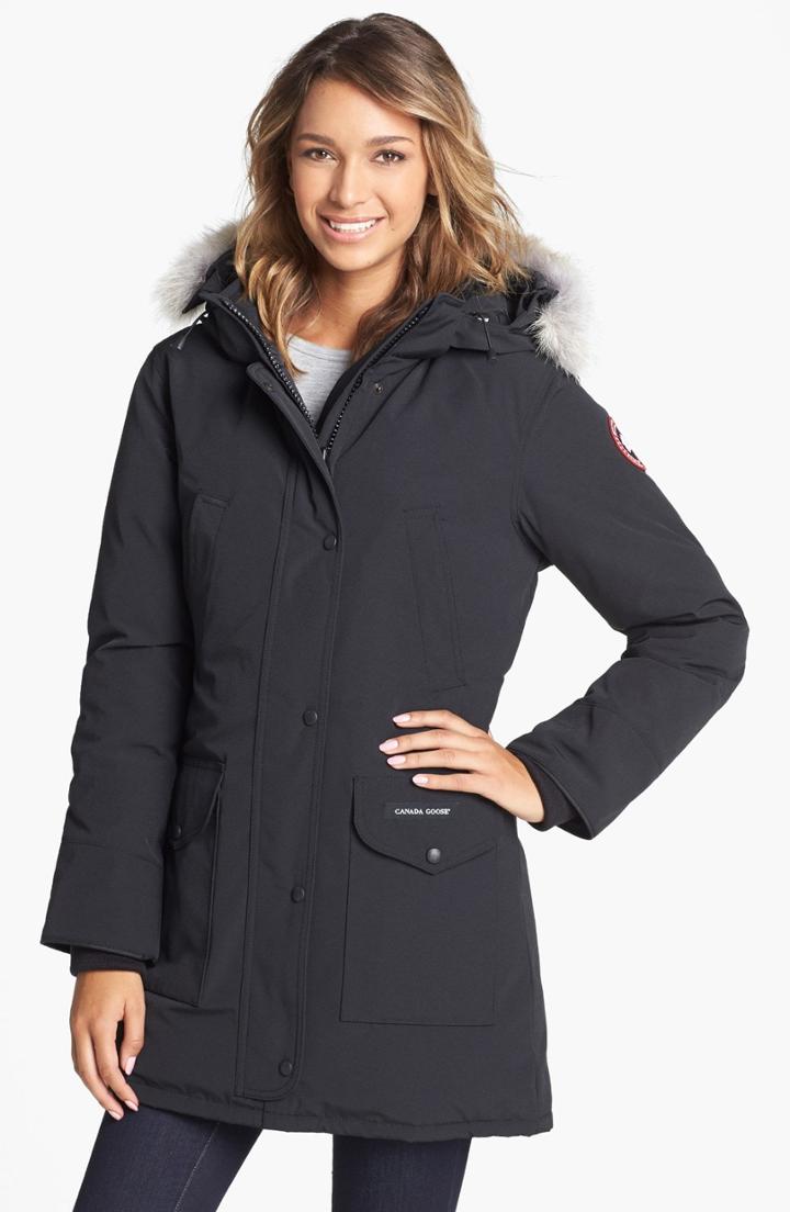 Women's Canada Goose 'trillium' Regular Fit Down Parka With Genuine Coyote Fur Trim (0) - Black