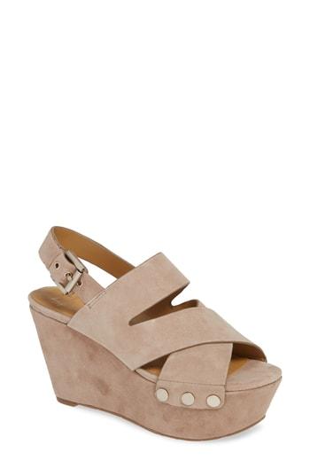 Women's Marc Fisher Ltd Bianka Platform Wedge Sandal M - Brown