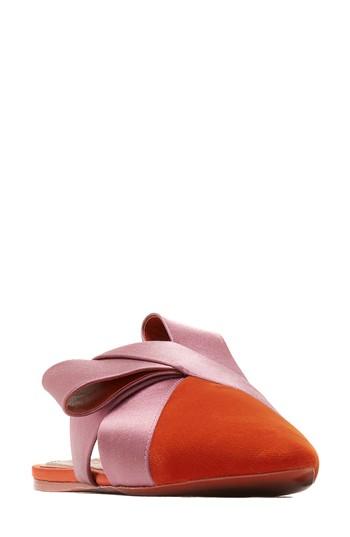 Women's Mercedes Castillo Cresida Pointy Toe Mule .5 M - Orange