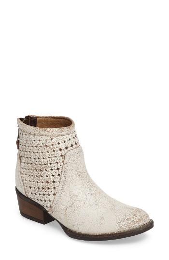 Women's Very Volatile Namaste Bootie .5 B - White
