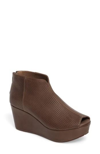 Women's Chocolat Blu Walee Peep Toe Platform Bootie M - Beige