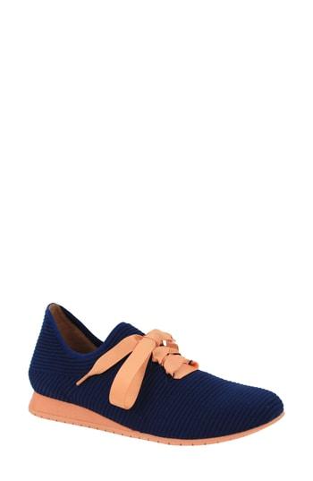 Women's L'amour Des Pieds Taimah Sneaker M - Blue