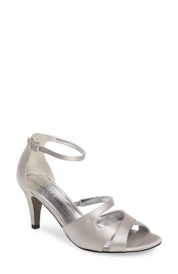 Women's David Tate Gaze Crystal Buckle Sandal M - Metallic