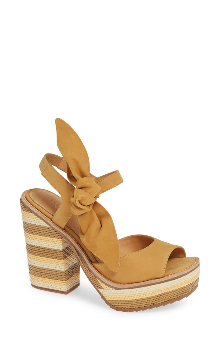 Women's Bill Blass Bolton Platform Sandals M - Brown