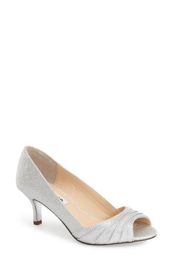 Women's Nina 'carolyn' Peep Toe Pump