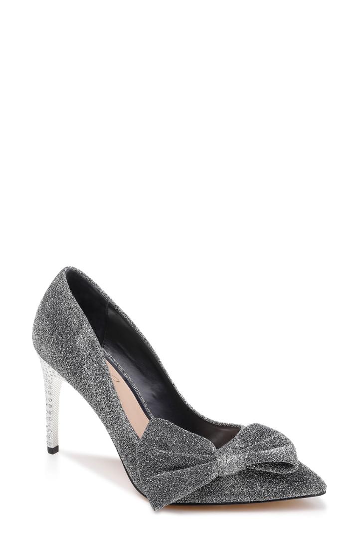 Women's Jewel Badgley Mischka Jolanda Bow Pump .5 M - Metallic