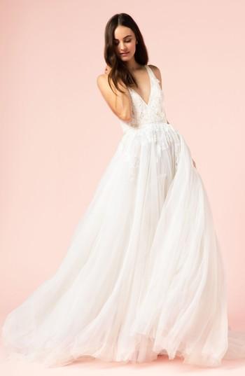Women's Bliss Monique Lhuillier V-neck Ballgown, Size In Store Only - White