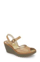 Women's Fly London Yora Wedge Sandal .5-6us / 36eu - Brown