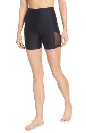 Women's Onzie Stunner Shorts - Black
