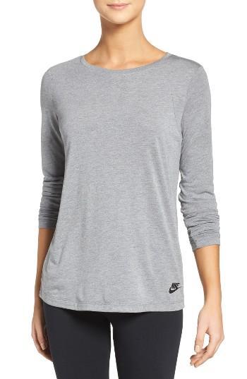 Women's Nike Essential Top