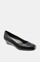 Women's Trotters 'lauren' Pump N - Black