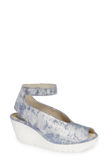 Women's Fly London 'yala' Sandal .5-6us / 36eu - Blue