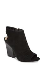 Women's Vince Camuto Kentvi Sandal M - Black