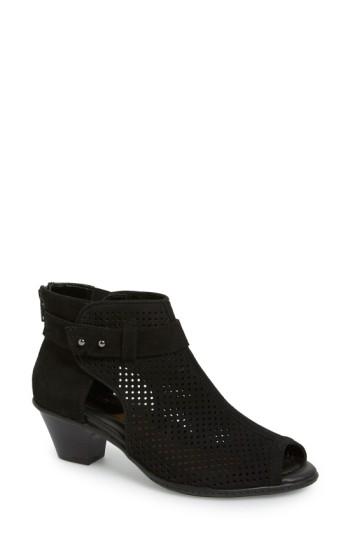 Women's Earth 'intrepid' Peep Toe Bootie .5 M - Black
