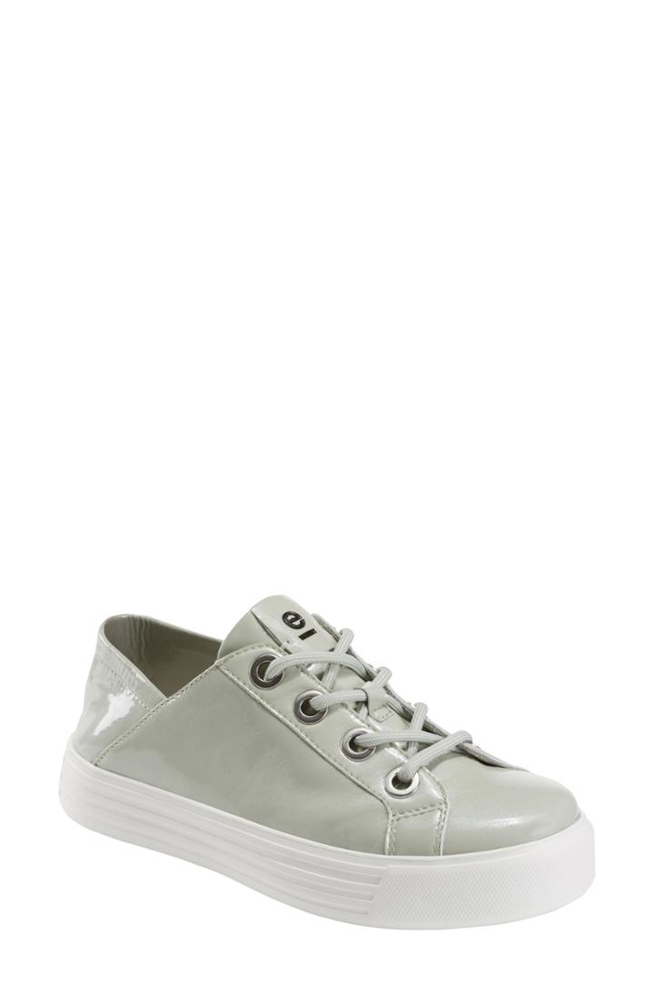 Women's Earth Cedarwood Convertible Sneaker M - Green