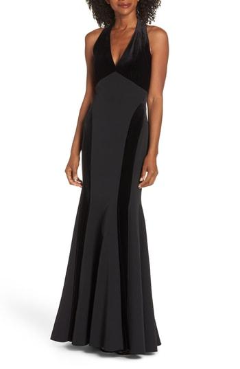 Women's Vince Camuto Halter Gown - Black