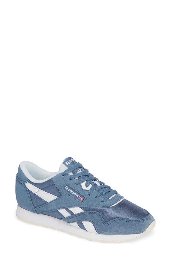 Women's Reebok Classic Sneaker .5 M - Blue