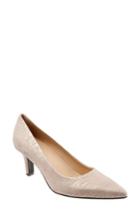 Women's Trotters Noelle Pointy Toe Pump N - Brown