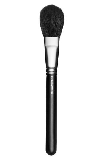 Mac 150 Large Powder Brush, Size - No Color