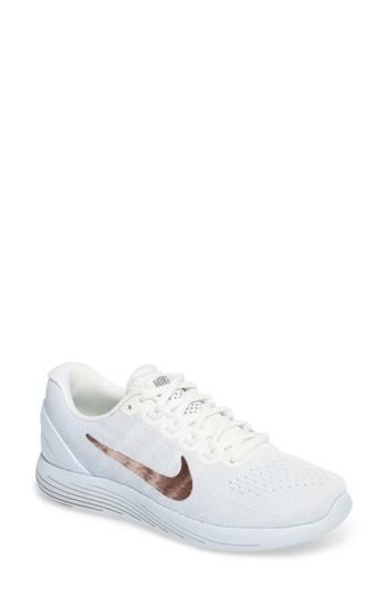 Women's Nike Lunarglide 9 X-plore Running Shoe .5 M - White