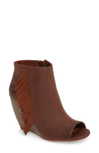 Women's Ariat Unbridled Jaycee Fringe Bootie M - Brown