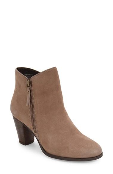 Women's Mia Maddock Block Heel Bootie M - Brown