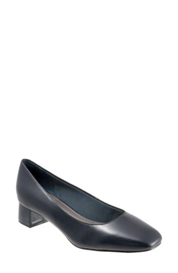 Women's Trotters 'lola' Pump .5 Ww - Blue