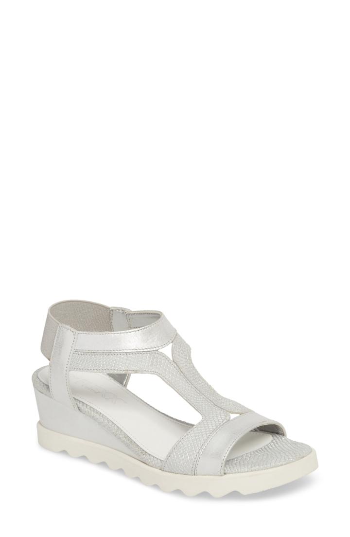Women's The Flexx Give A Hoot Wedge Sandal