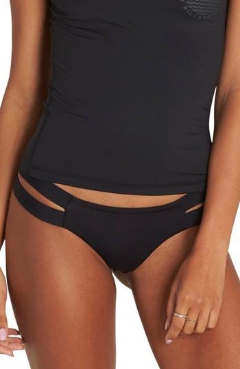Women's Billabong Sol Searcher Short Sleeve Rashguard - Black