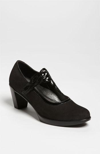 Women's Naot 'luma' Pump Us / 40eu - Black