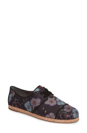 Women's Ed Ellen Degeneres Noram Flat