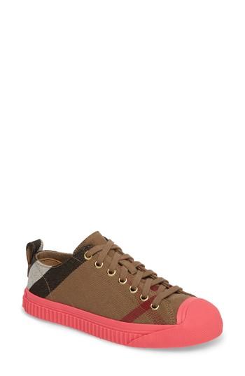 Women's Burberry Bourne Sneaker .5us / 35.5eu - Beige