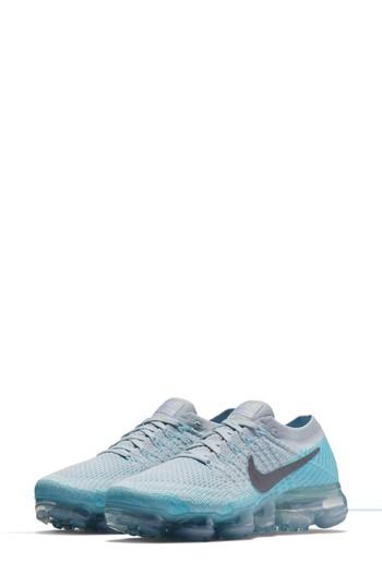Women's Nike Air Vapormax Flyknit Running Shoe .5 M - Metallic