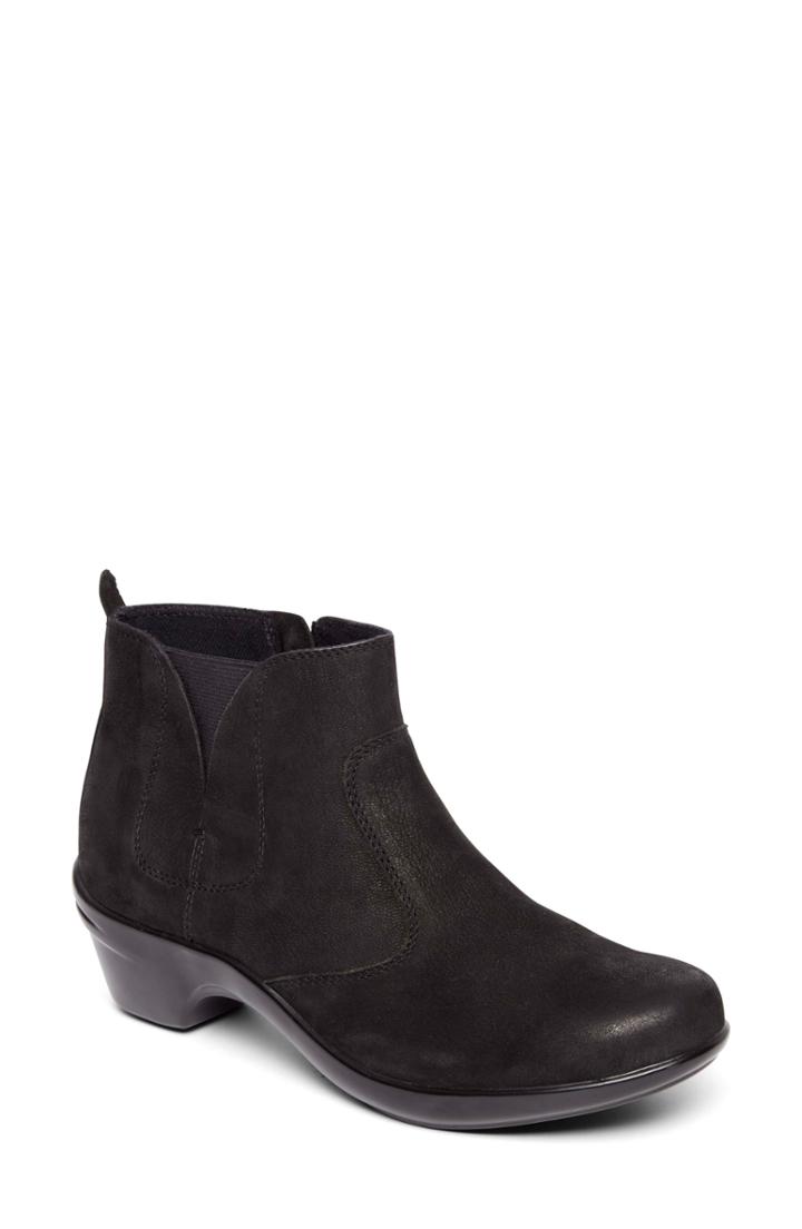 Women's Aravon Kitt Bootie D - Brown