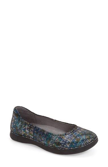 Women's Alegria Petal Ballet Flat .5 M - Blue